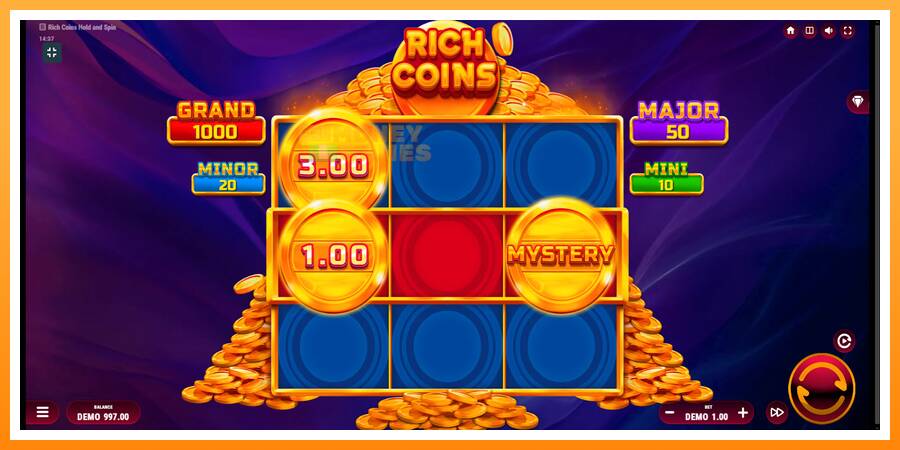 ลองสัมผัสเครื่องดูครับ Rich Coins Hold and Spin, รูปภาพ 2: เล่นเพื่อเงิน