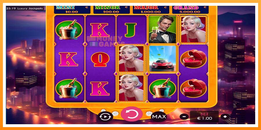 ลองสัมผัสเครื่องดูครับ Luxury Jackpots, รูปภาพ 1: เล่นเพื่อเงิน