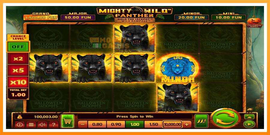 ลองสัมผัสเครื่องดูครับ Mighty Wild: Panther Grand Gold Edition Halloween Jackpots, รูปภาพ 2: เล่นเพื่อเงิน