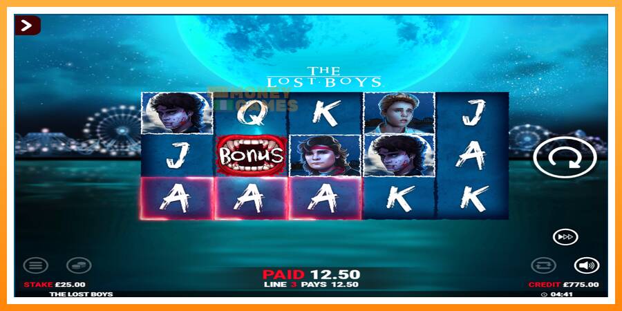 ลองสัมผัสเครื่องดูครับ The Lost Boys Rapid Fire Jackpots, รูปภาพ 2: เล่นเพื่อเงิน