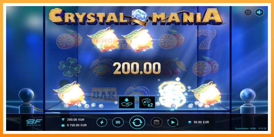 ลองสัมผัสเครื่องดูครับ Crystal Mania, รูปภาพ 4: เล่นเพื่อเงิน